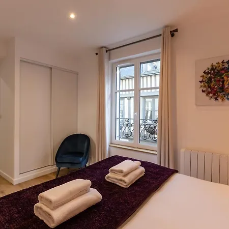 아파트 Romantic Day - Luxury Flat - Historic Centre !